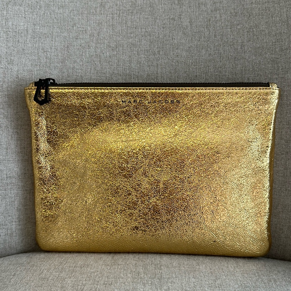 Marc Jacob’s gold clutch